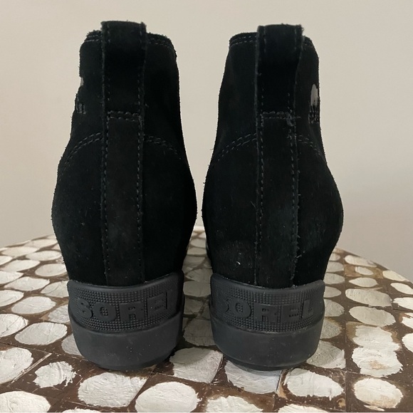 Sorel Women’s Evie II Chelsea Boots Black Suede Leather Ankle Booties Size 10 - Picture 3 of 6